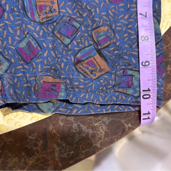 Vintage Men's Geometric Patterned Blue Shirt - Picture 8 of 9